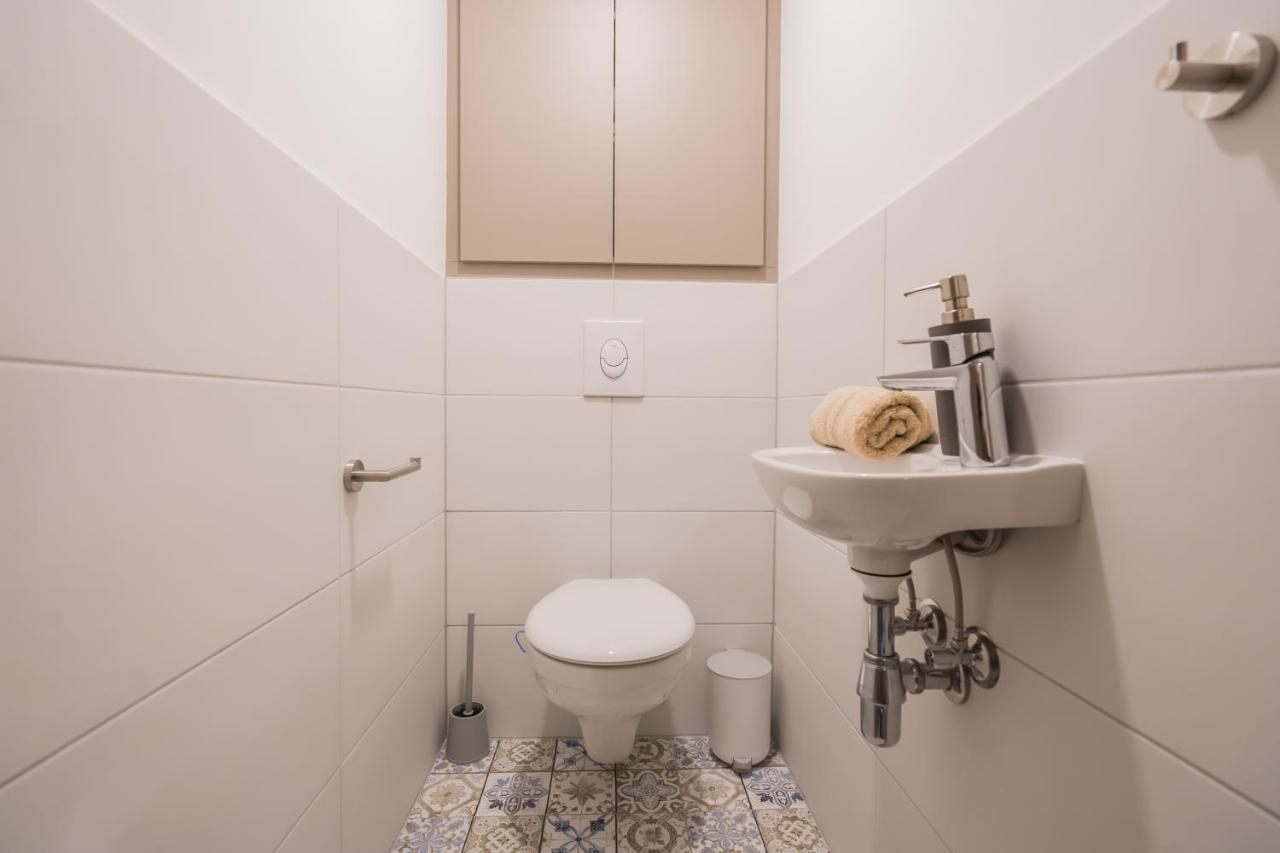 MF Adriana Panorama Apartment Siofok Bagian luar foto